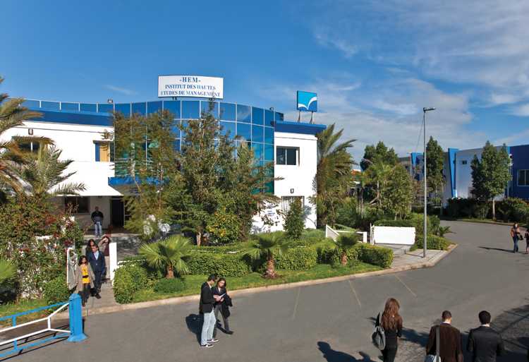 HEM Casablanca - Décideurs en Question : La Télévision : Entre information et manipulation