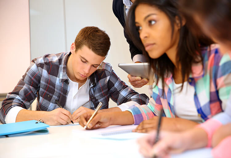Concours d’accès aux licences professionnelles à l’ENS Rabat 2016
