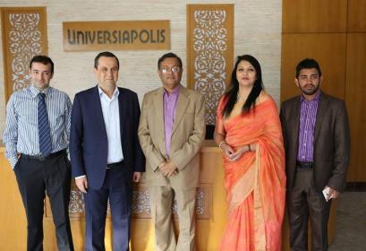 Conférence : The challenges in protecting the environment with the development of the country