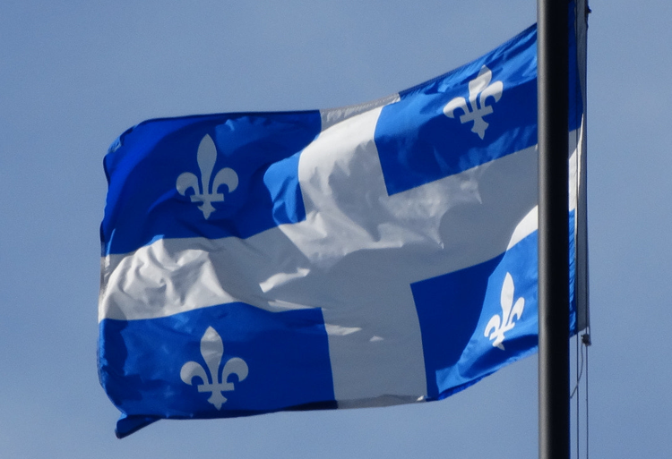 Canada Québec bourses exemption frais scolarité majorés session hiver 2022